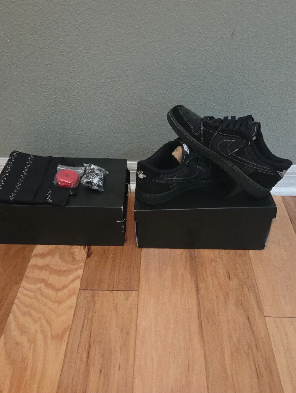 Travis Scott Phantom Jordan 1 Low